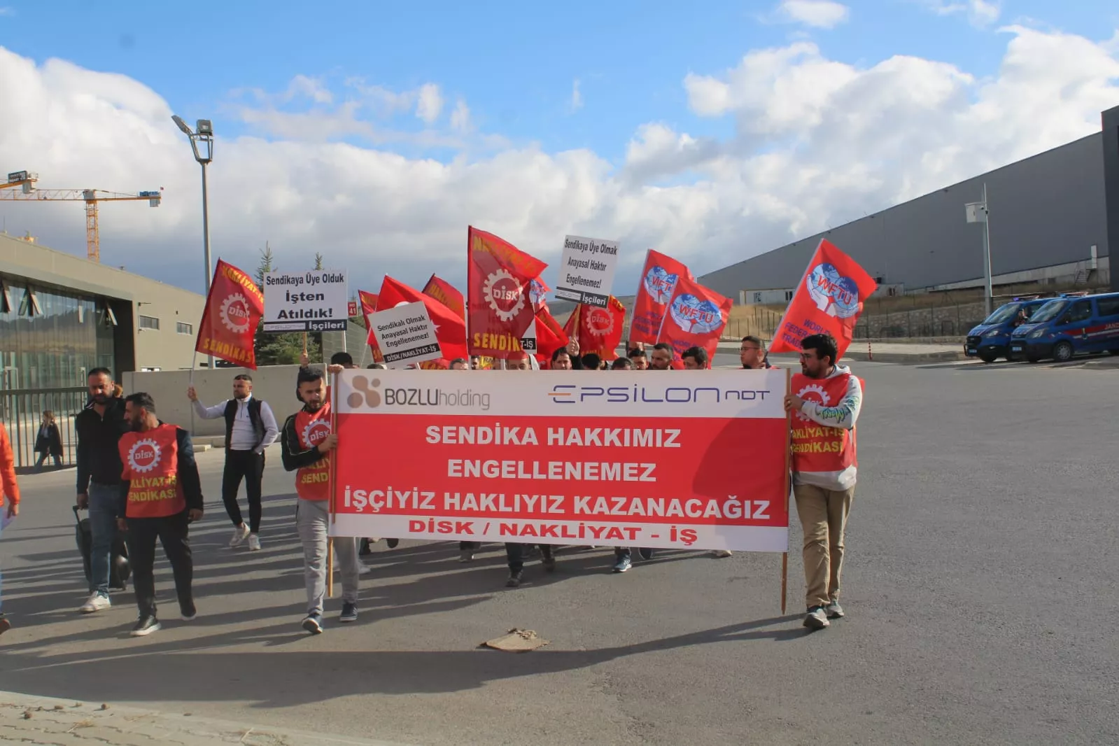 Eskişehir'de büyük protesto; İstifa etmeye zorlanıyorlar!