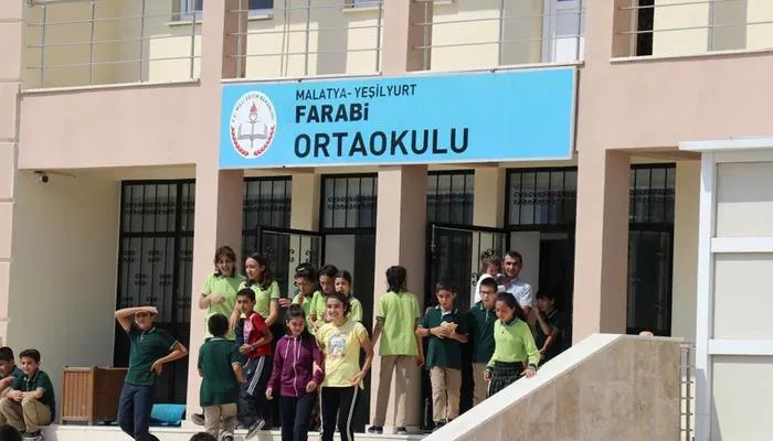 Valilik açıkladı! Malatya&#039;da okullar yarın da tatil edildi