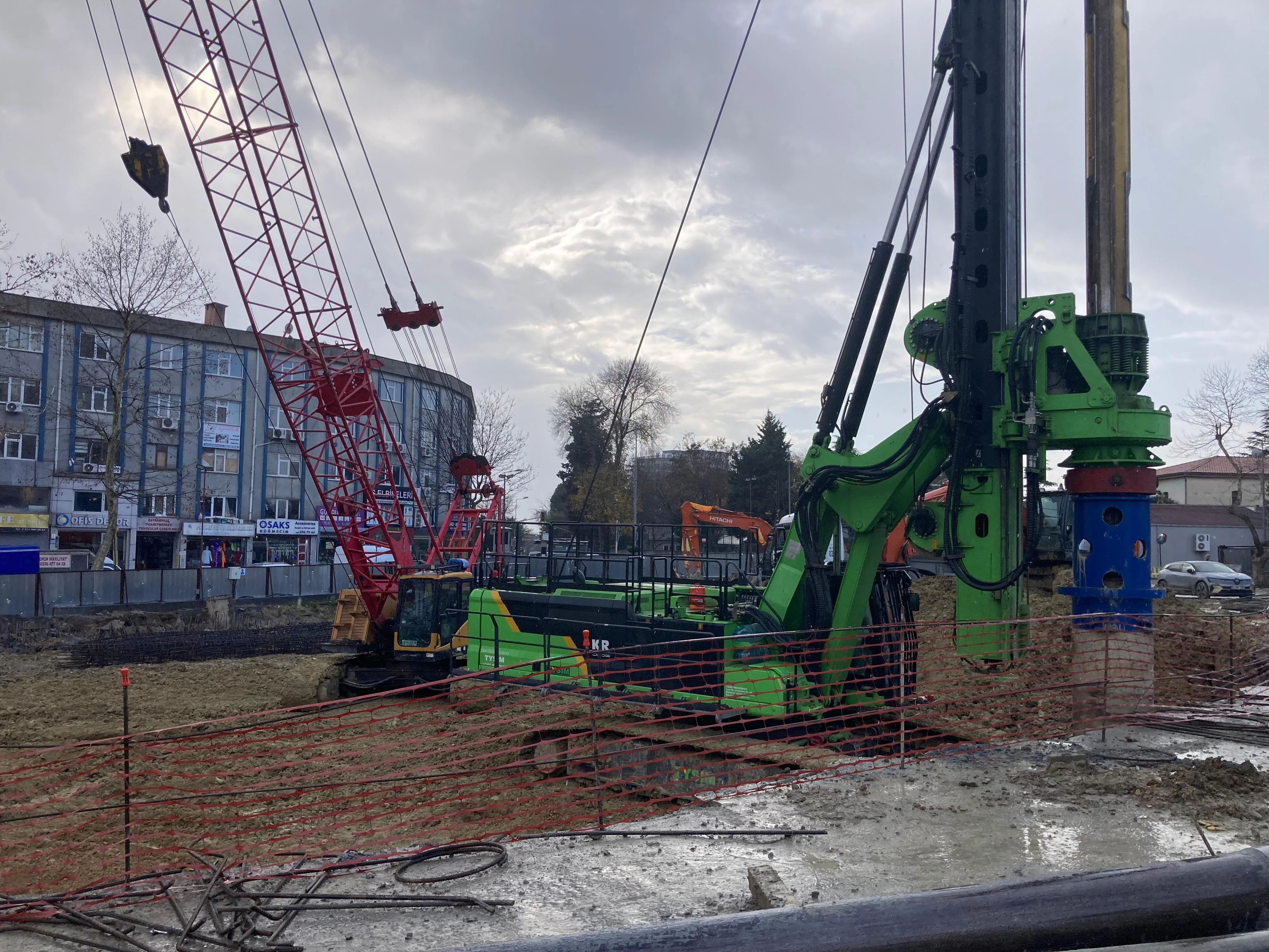 İSTANBUL’UN YENİ RAYLI SİSTEMİ: EYÜPSULTAN - BAYRAMPAŞA TRAMVAY HATTININ YAPIMI SÜRÜYOR