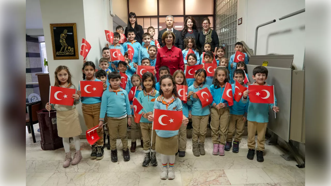 “BU ŞEHİRDE NE YAPIYORSAK ÖNCE SİZİN İÇİN!”