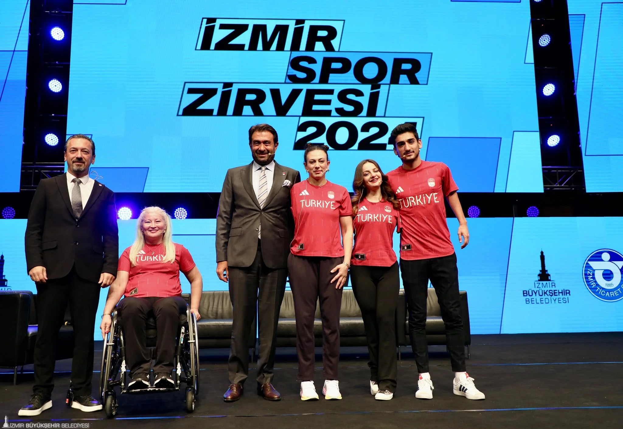 SÜMEYYE BOYACI İZMİR SPOR ZİRVESİ’NDE