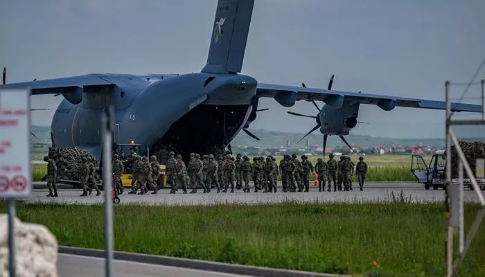 NATO&#039;nun görevlendirdiği Türk ihtiyat taburunun Kosova&#039;ya intikali tamamlandı