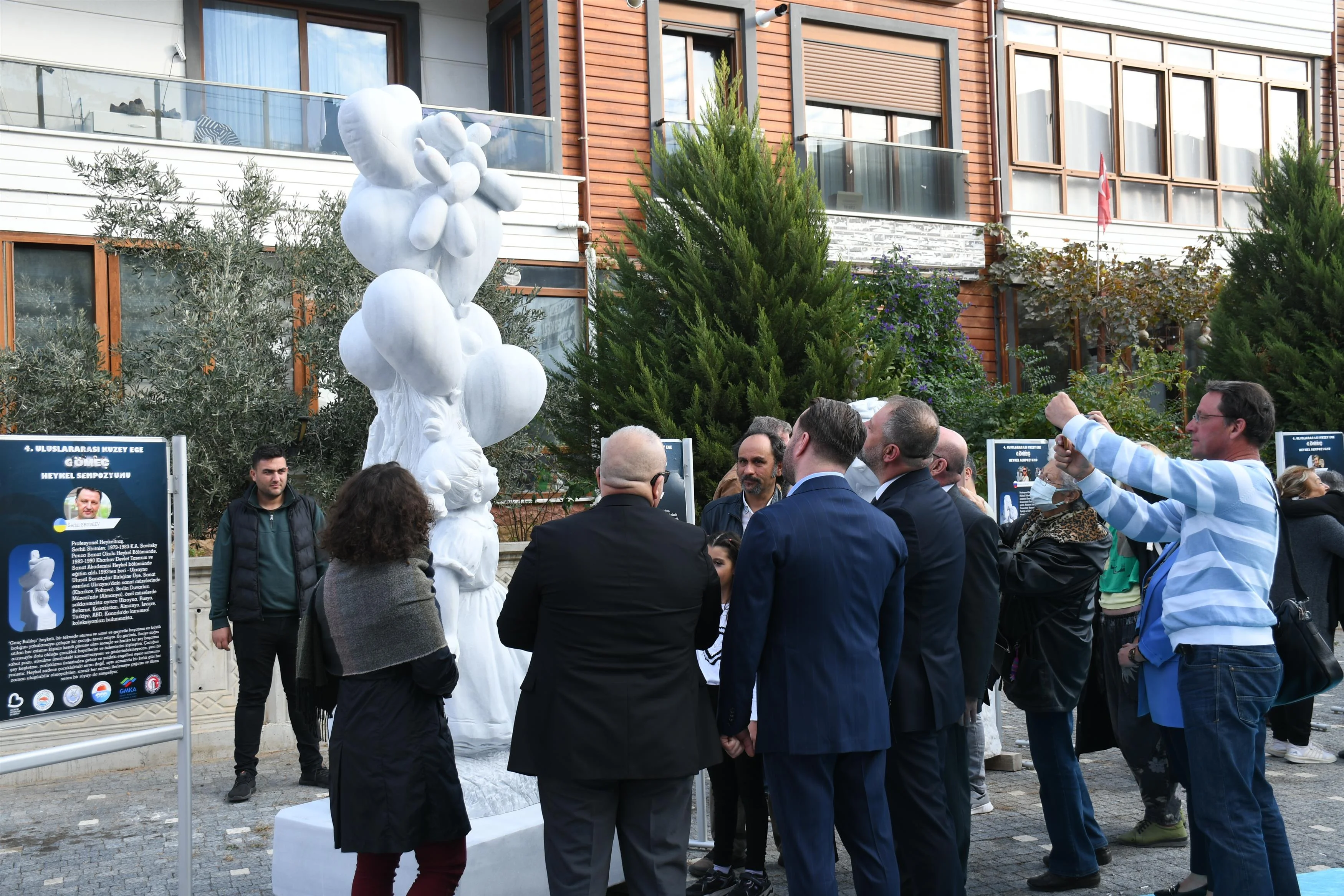 Uluslararası Kuzey Ege Gömeç Heykel Sempozyumu sona erdi