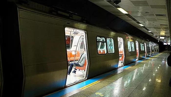 Taksim Metrosu&#039;nda intihar girişimi! Metro İstanbul&#039;dan açıklama