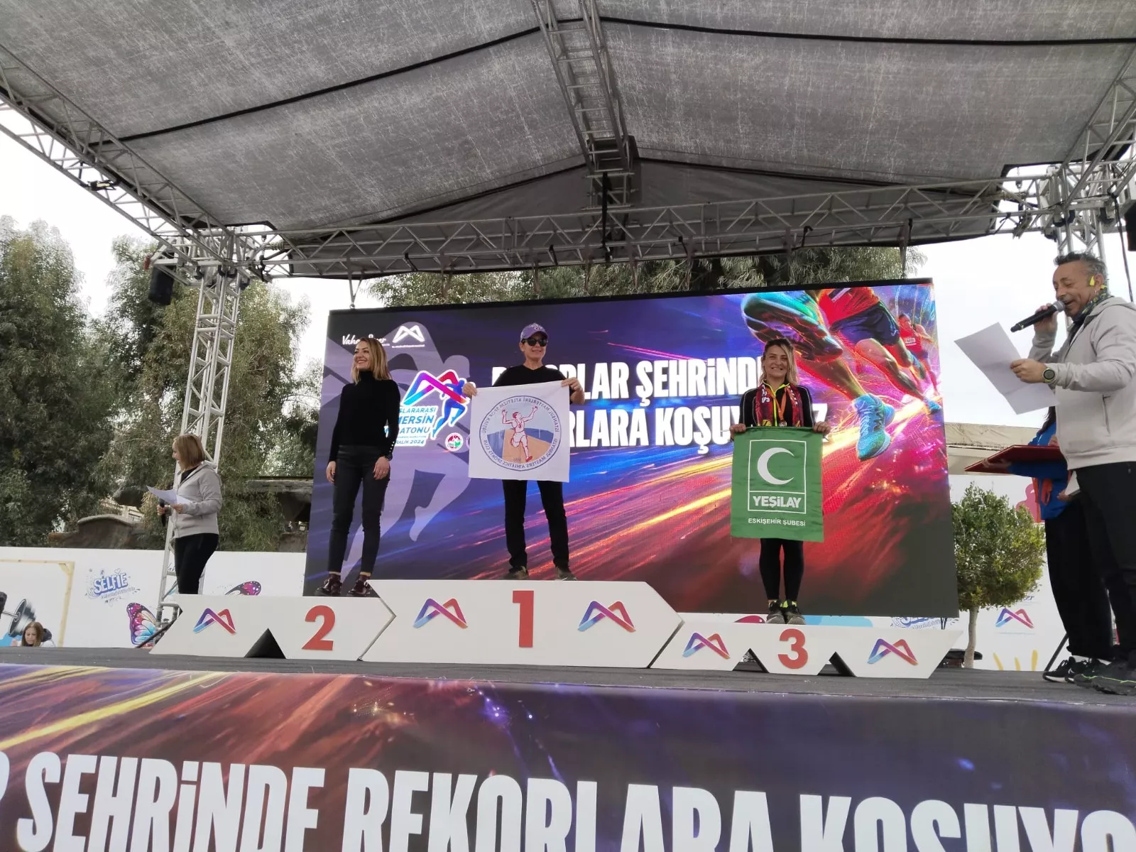 Eskişehirli Sporcu Bahar Sezer Uluslararası Mersin Maratonu’nda 3. Oldu