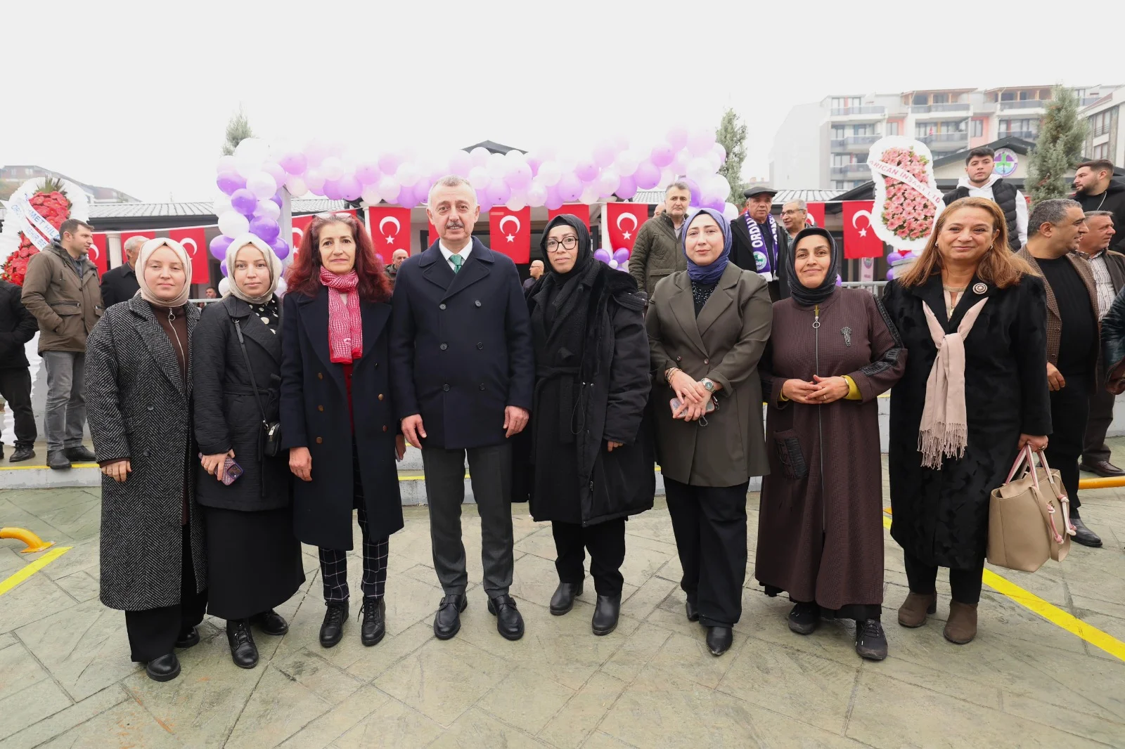 Büyükşehir’den Alikahya’ya muhteşem sosyal tesis