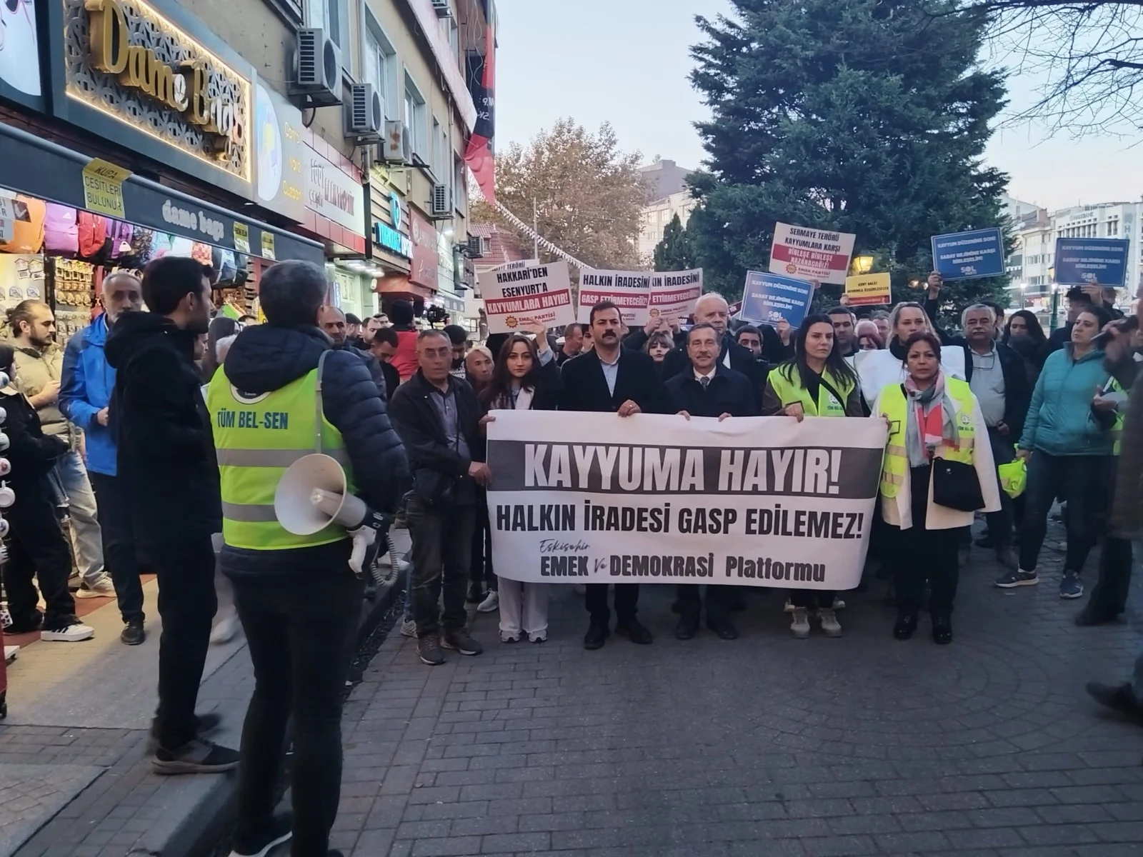 Eskişehir Emek ve Demokrasi Platformu: Halkın iradesine saygı gösterilmeli