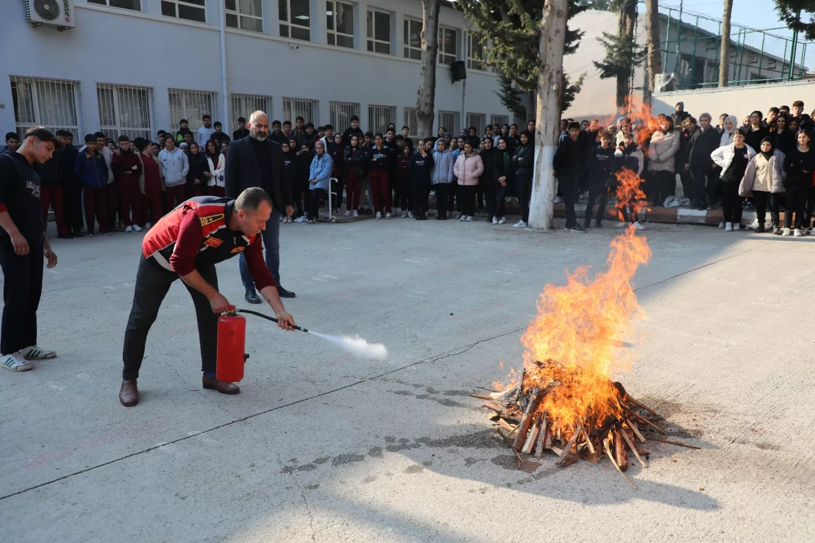 HBB OKULLARDA TATBİKATLARINI SÜRDÜRÜYOR