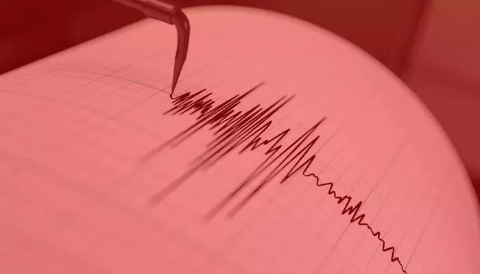 Son dakika | Manisa 4.0 ile sallandı! Deprem İzmir, Afyonkarahisar, Uşak&#039;tan da hissedildi