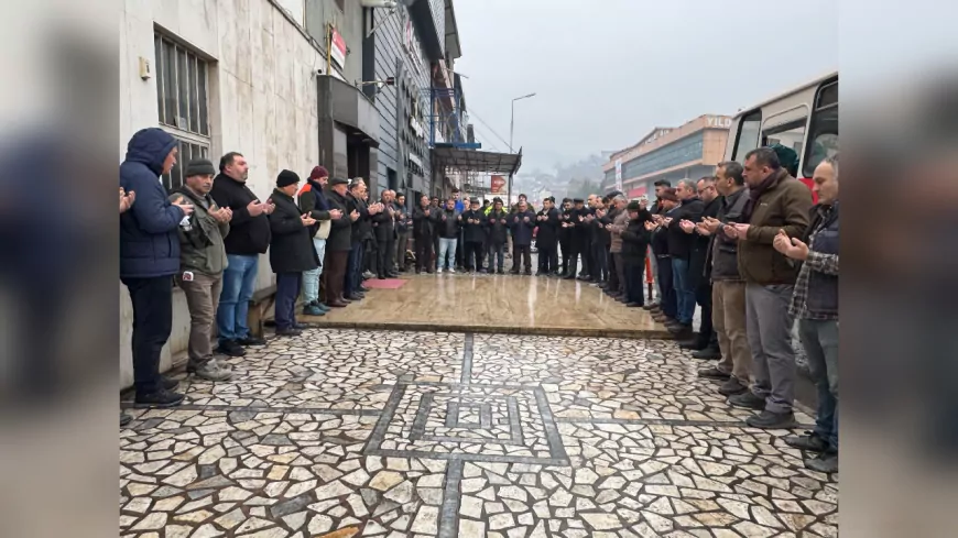 Karabük Belediye Başkanı Özkan Çetinkaya, Bağ-Essan Sanayi Sitesi’nde Esnaf Duasına Katıldı