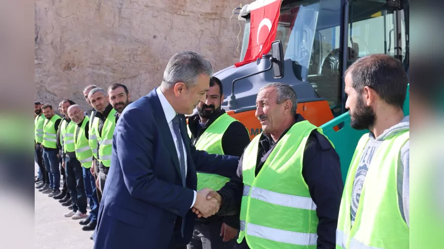 Mardin Büyükşehir Belediyesinden asfalt çalışmaları için büyük yatırım