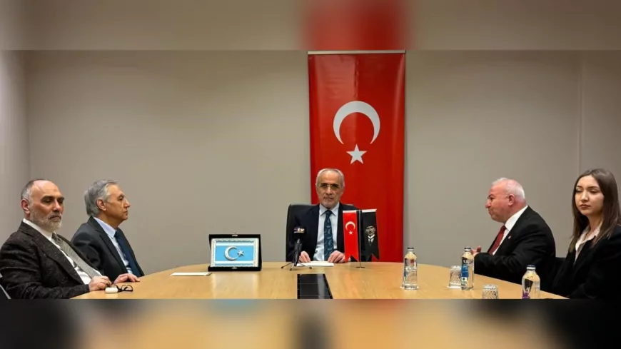 Cumhurbaşkanı Baş danışmanı Yalçın Topçu;