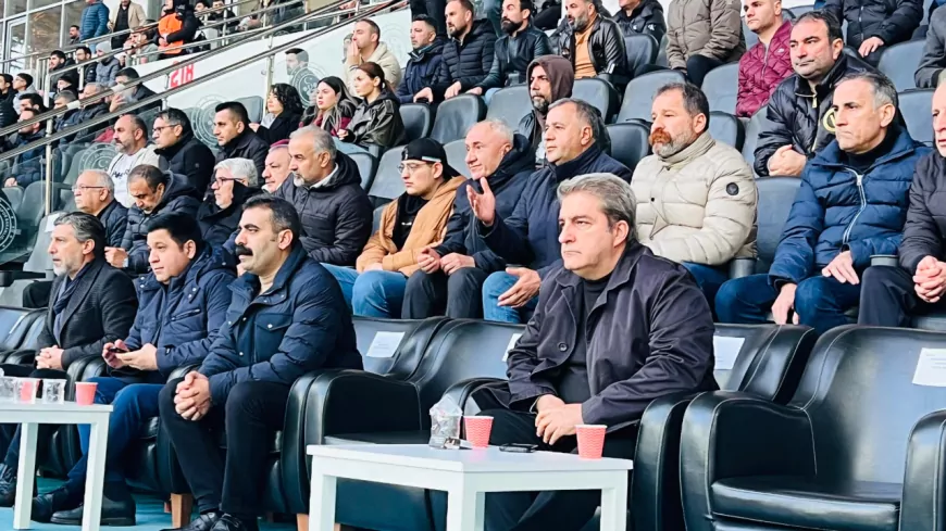 Başkan Hatun, Amedspor maçını izledi