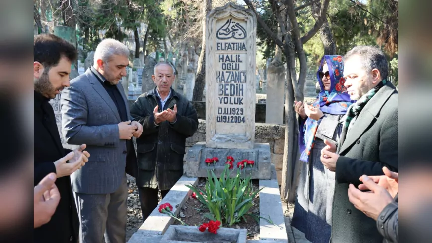 USTA GAZELHAN KAZANCI BEDİH VEFATININ 21. YIL DÖNÜMÜNDE KABRİ BAŞINDA ANILDI