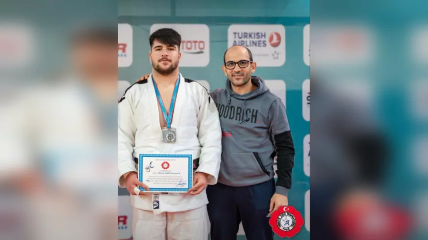 Vanlı işitme engelli Judokalardan bronz başarı