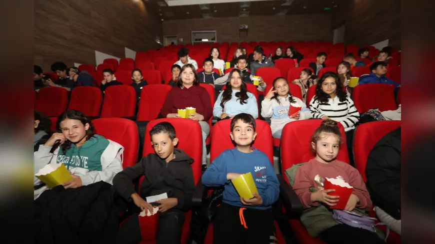 Başkan Aras’tan Çocuklara Sinema Hediyesi