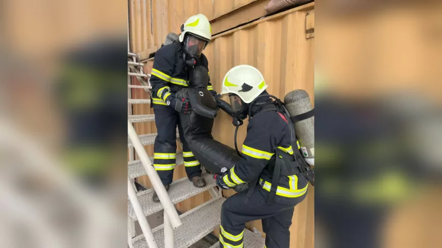 Kocaeli Büyükşehir Belediyesi İtfaiyesi, AKUT’a Eğitim Verdi