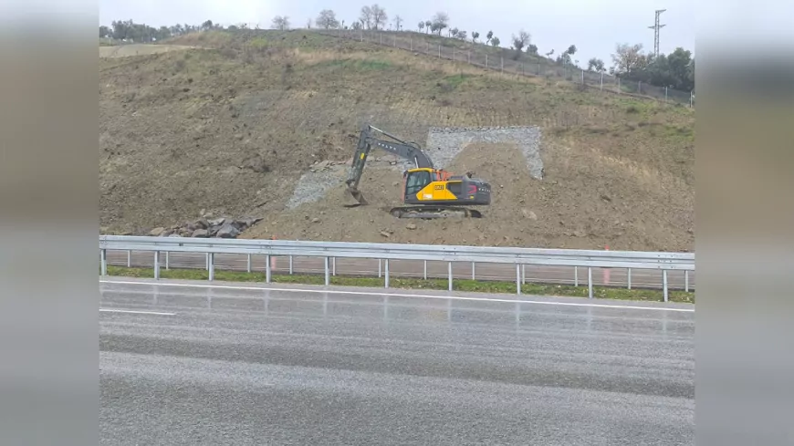 CHP’li Evrim Karakoz Aydın-Denizli Otoyolu’ndaki Güvenlik Sorunlarına Dikkat Çekti: "Bitmemiş Yol Tehlike Arz Ediyor"