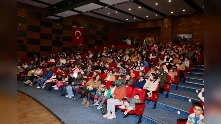 Giresun Belediye Şehir Tiyatrosu, Amasya'da Büyük İlgi Gördü