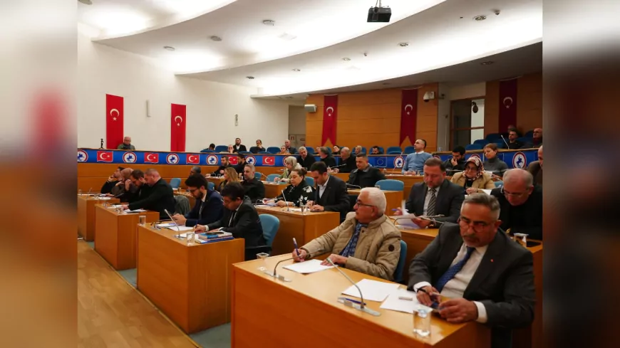 Düzce Belediye Meclisi Toplandı: 27 Gündem Maddesi Komisyonlara Havale Edildi