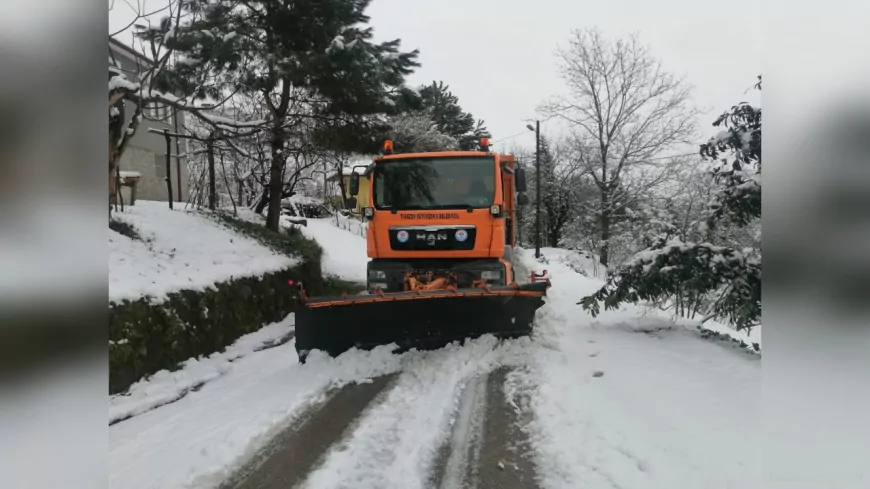 Trabzon’da 203 Mahalle Yolu Ulaşıma Kapandı, Büyükşehir Ekipleri Sahada