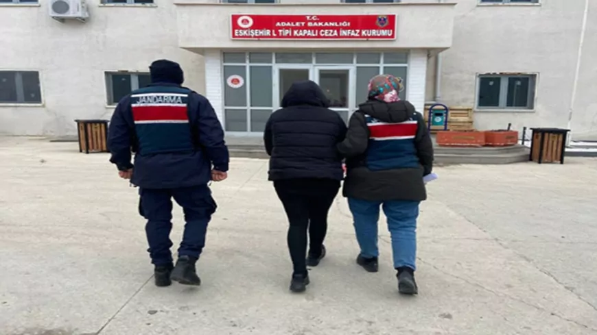 Eskişehir'de Hırsızlık Suçundan Aranan Kişi Yakalandı