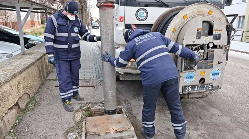 ESKİ, Eskişehir’de Altyapı Temizlik Çalışmalarını Aralıksız Sürdürüyor