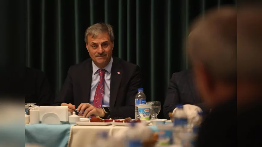 Sakarya'da 100 Yıllık Planlarla Geleceğe Yönelik Buluşma: "Gayemiz Günü Kurtarmak Değil"