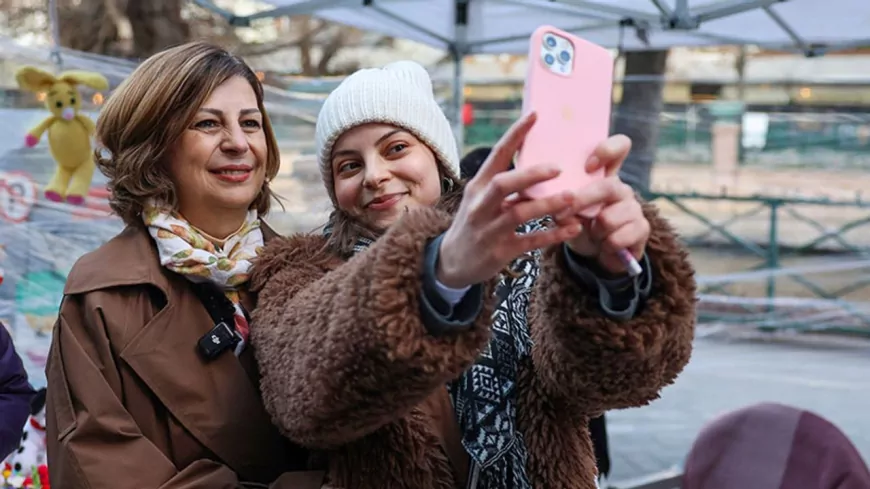 Ayşe Ünlüce’den Eskişehir’de Üreten Kadınlara  Destek