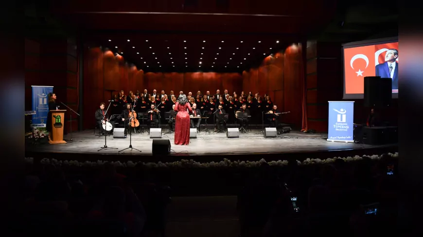 Tepebaşı Belediyesi Türk Sanat Müziği Korosu, Sevgililer Günü Konseri ile Müzikseverleri Büyüledi