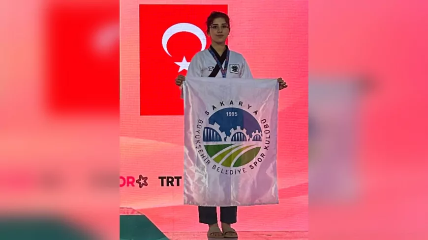 Büyükşehir Sporcusu Zeynep Gül, Uluslararası Taekwondo Turnuvası’nda Madalya Kazandı