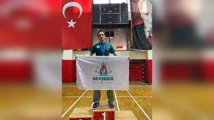 Mustafa Sacit Sümer, Gençler Türkiye Bouldering Şampiyonası’nda Şampiyon Oldu