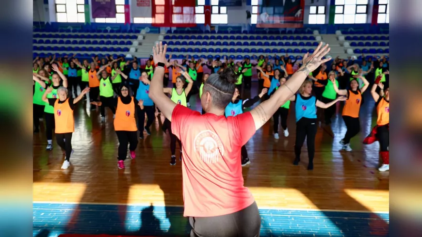 Odunpazarı'nda Kadınlar Sevgililer Günü'nde Sporla Buluştu