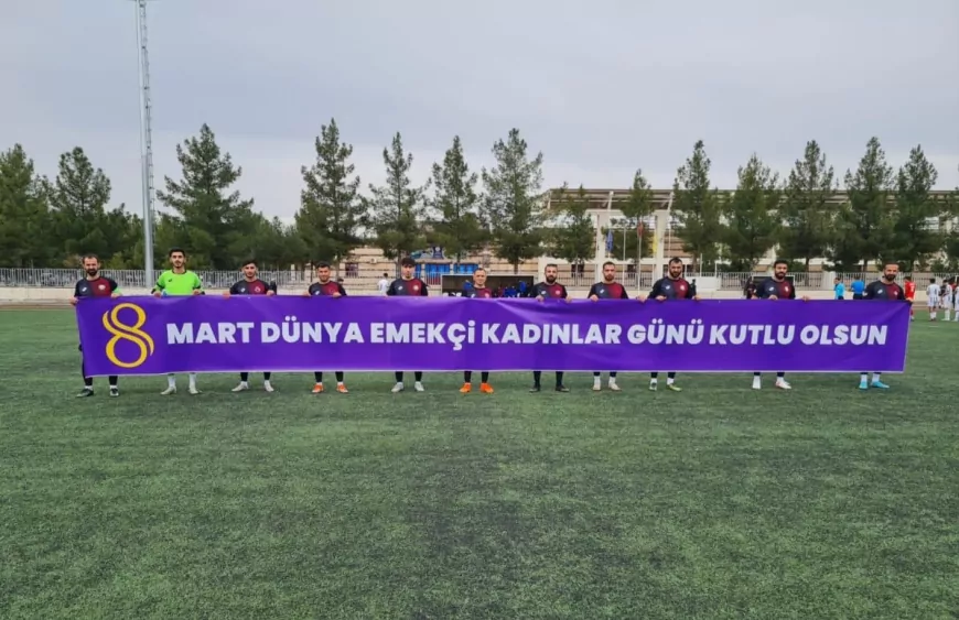 DBB Futbol Takımı, 8 Mart Pankartıyla Farklı Kazandı