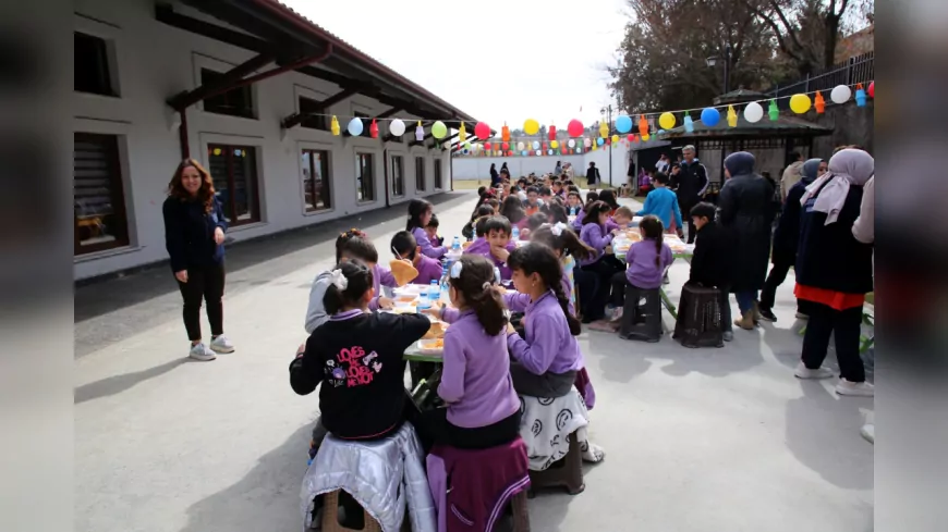 Çankırı Belediyesi, Tekne Orucu Geleneğini Çocuklara Yaşatıyor