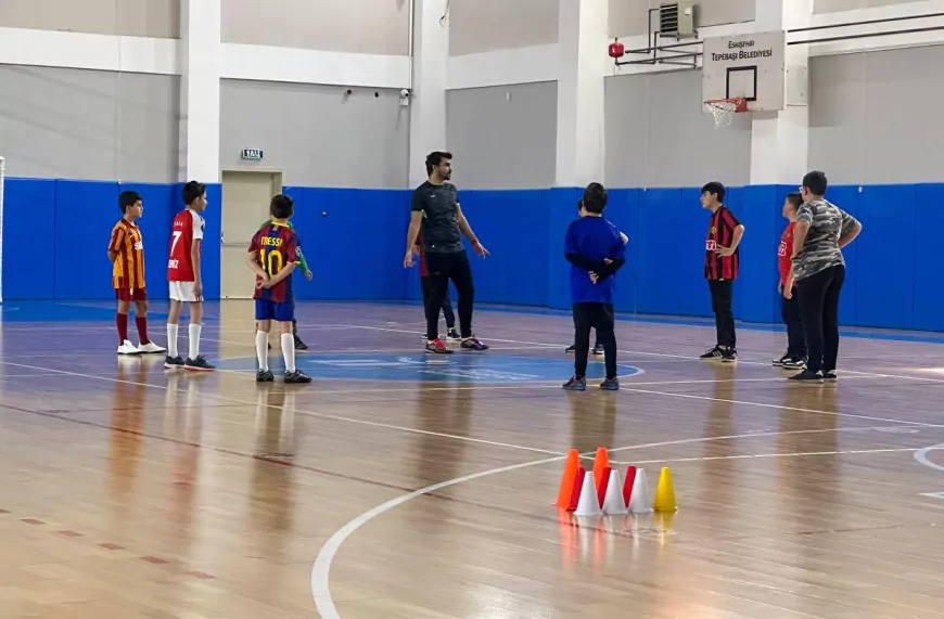 Tepebaşı'nda Çocuklar İçin Spor Kursları Devam Ediyor