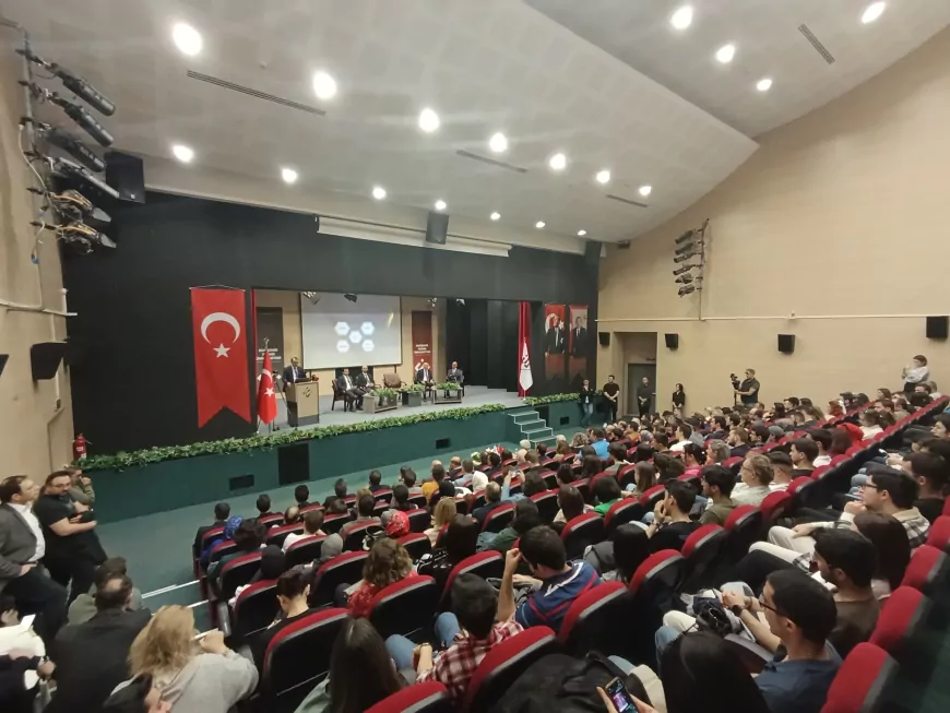 Eskişehir’de Yapay Zekâ Paneli Düzenlendi