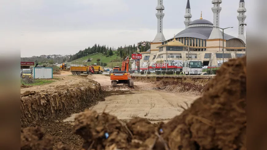 Başkan Alemdar: Metrobüs Hattında 6 Kilometre Tamamlandı, Hedef Hızla Hizmete Açmak